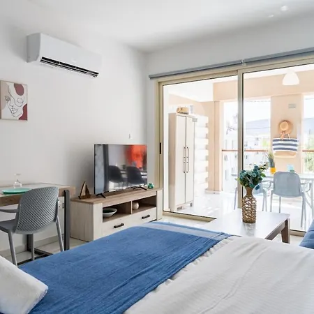 Sunny Side W Terrace In * Λάρνακα