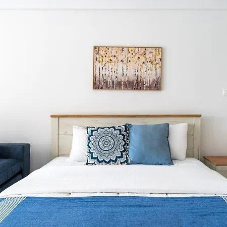 Apartment Sunny Side W Terrace In Larnaca